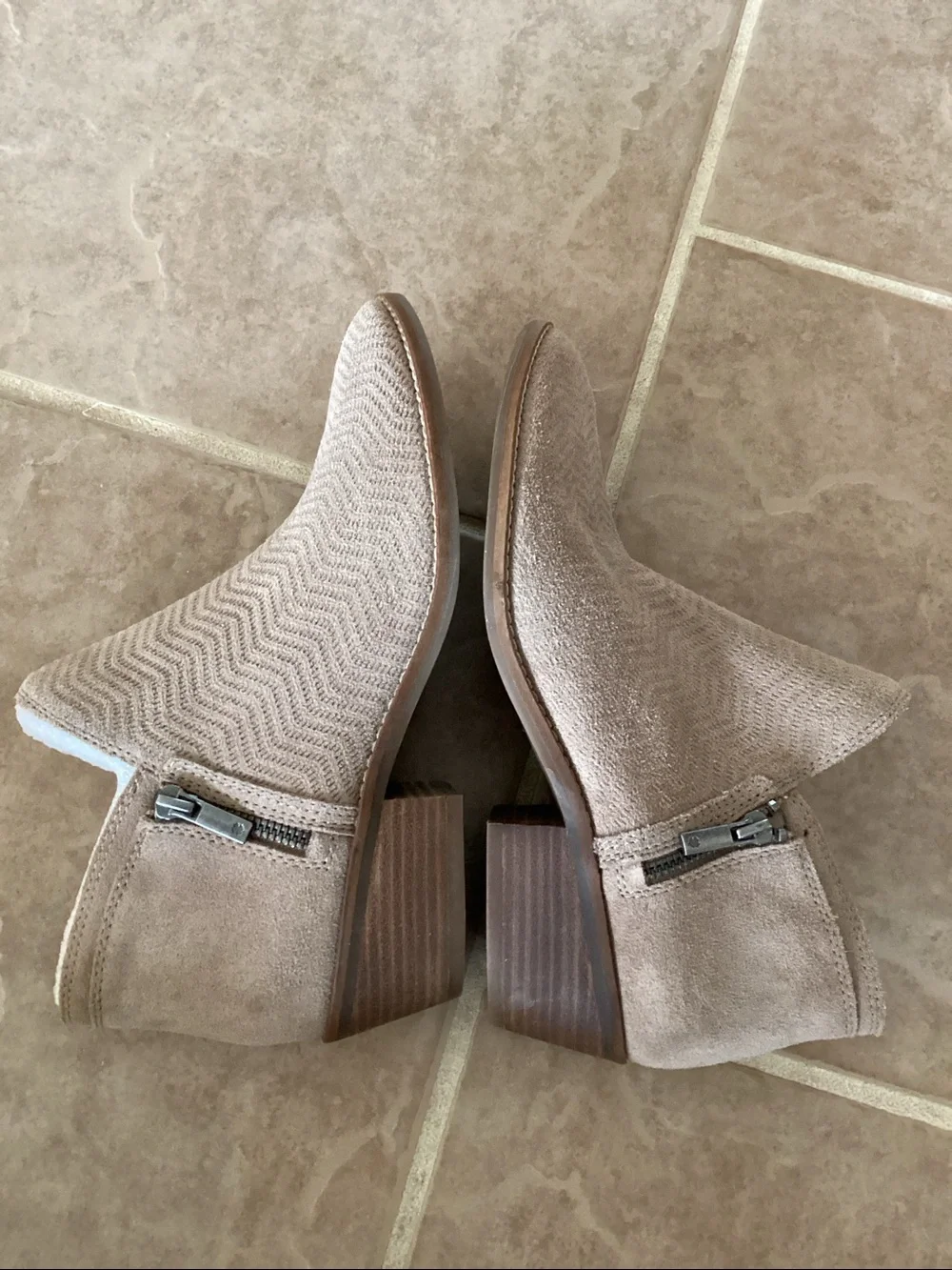 Lucky Brand Fhuna Ankle Booties, new without tags. Women’s Size 9M